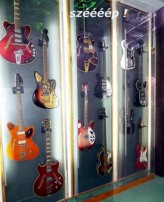 rockmuseum budapest, vintage guitar, guitar exhibition