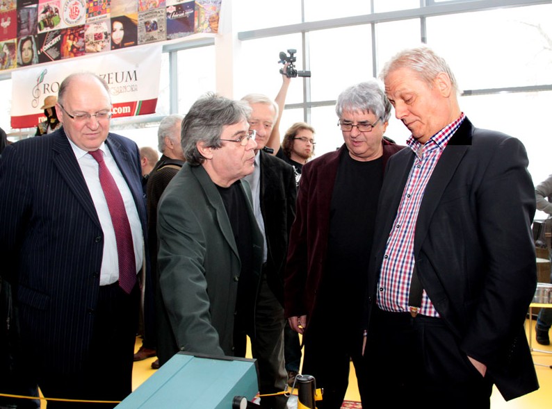 Rockmúzeum, MagyaRock Hírességek Csarnoka, Radnóti Miklós Művelődési Központ