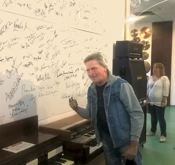 Rockmúzeum, Rockcsarnok, Magyarock Hírességek Csarnoka, égi zenekar